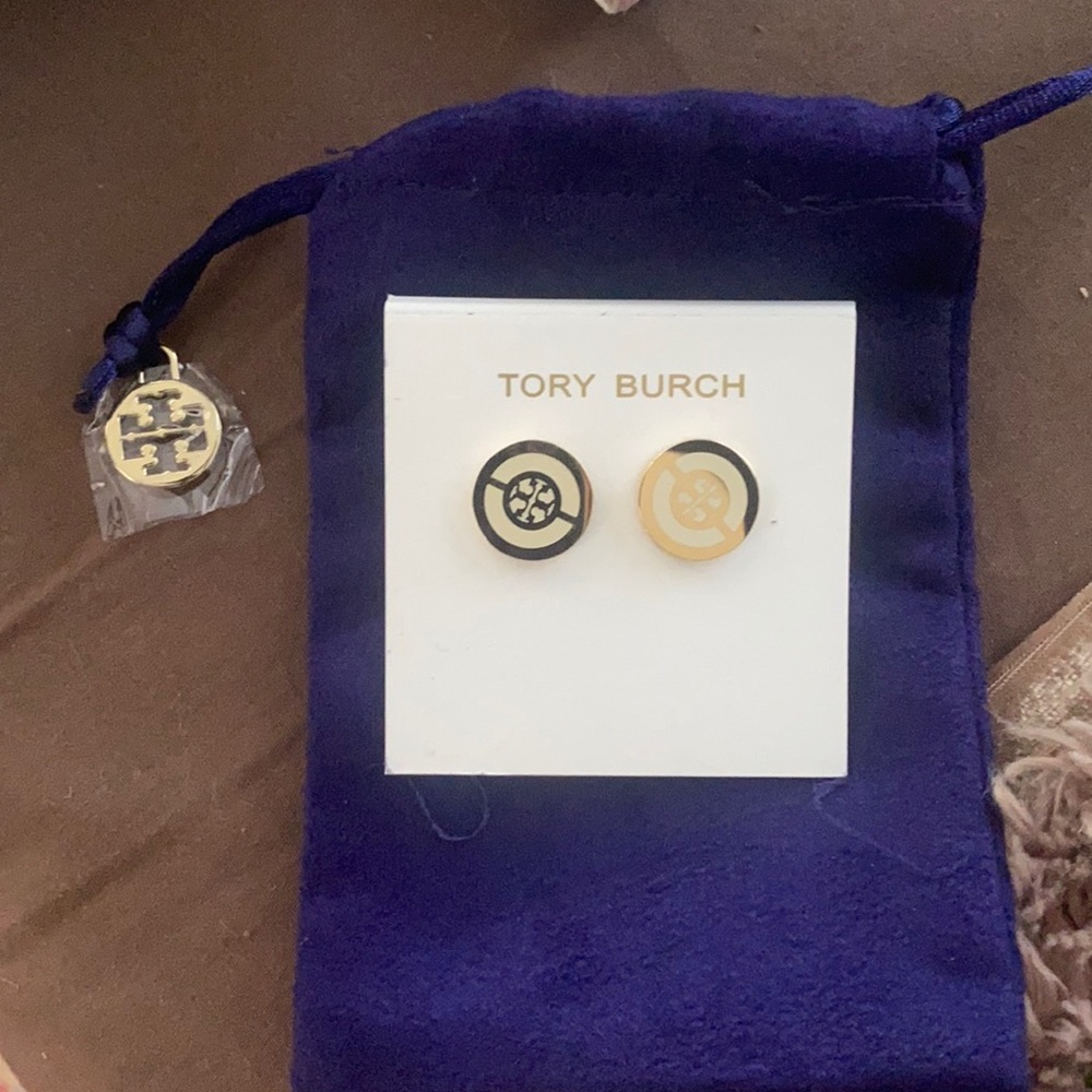 Tory 🌙expectaculares